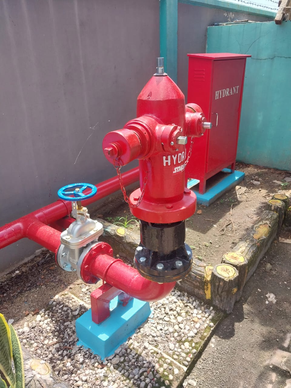 instalasi Pillar Hydrant 2 Way pt global mitra proteksindo